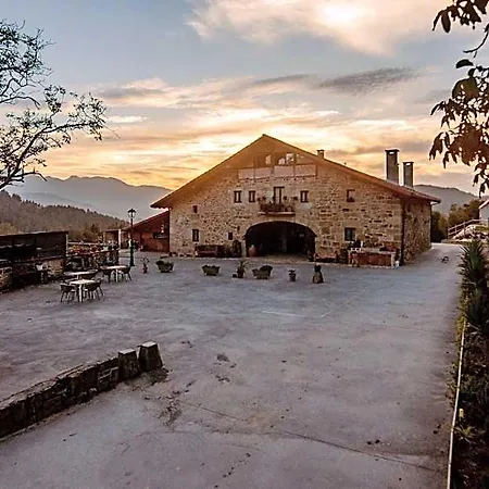 Hotel Arialdegi Bergara